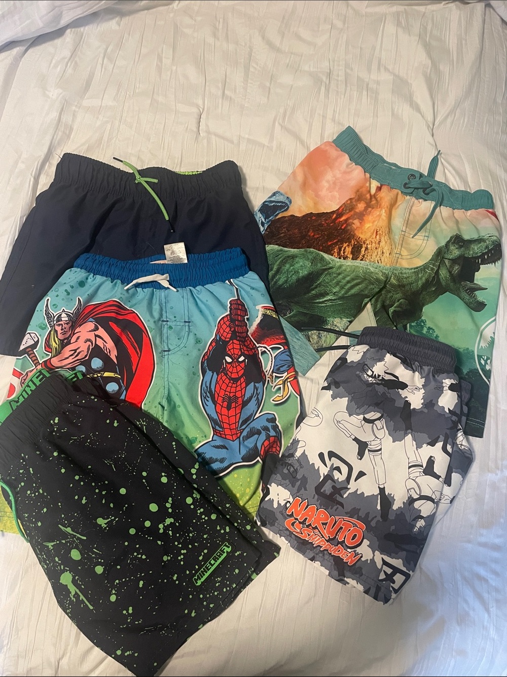 🔥 Bundle of 5 🔥 Boys Swim Shorts Bundle - Marvel, Naruto Minecraft Boys sz 8